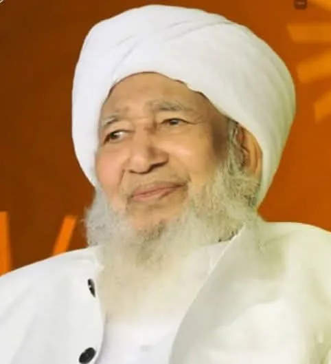 مفتي الديار الهندية يعزّي الشيخ محمد بن راشد آل مكتوم في وفاة شقيقه